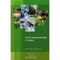 The 33 threatened fungi in Europe (Nature and environment, No. 136)